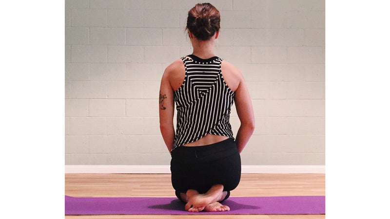 2015-Vajrasana-variation vajrasana foot stretch