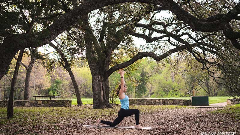 Leah Cullis demonstrates an adjustment to High Lunge, Crescent Variation. Leah Cullis demonstrates an adjustment to High Lunge, Crescent Variation, crescent moon pose