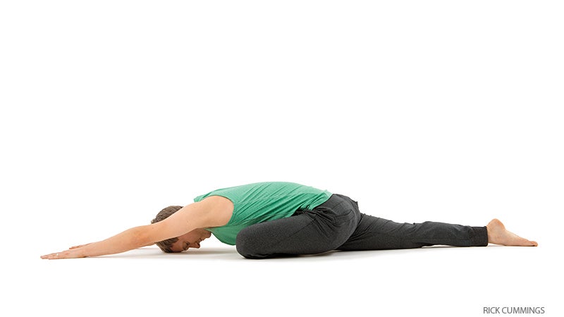 YP_282_0141_FNL-SLEEPING-PIGEON-POSE-JASON-CRANDELL jason crandell, half pigeon pose, eka pada rajakpotasana