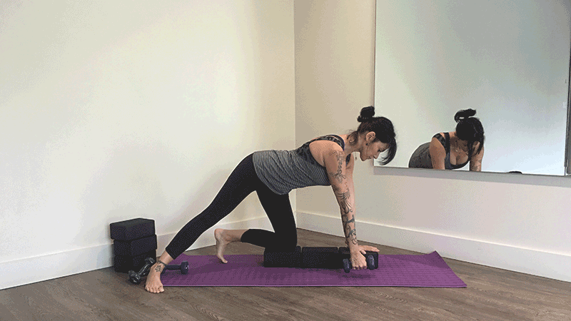 Gwen Lawrence demonstrates Back Rows. Gwen Lawrence demonstrates Back Rows.