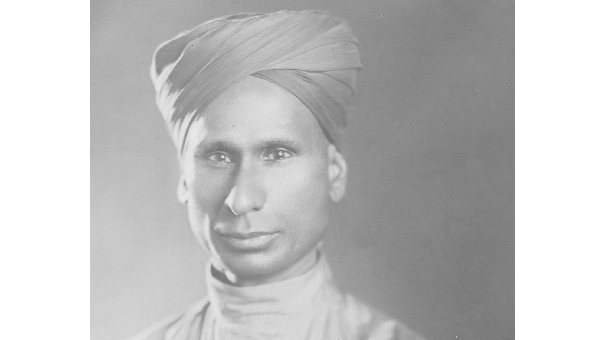 Deslippe--YJ--Yogi-Hari-Rama-01 None