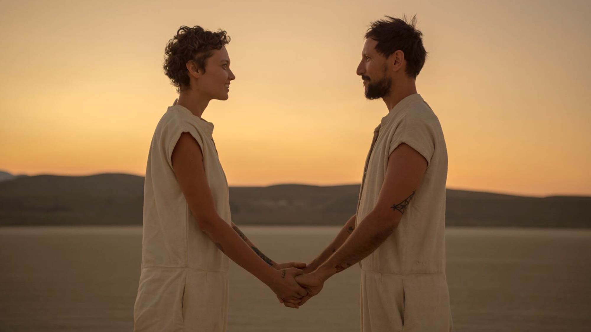 burning-man-love-couple None