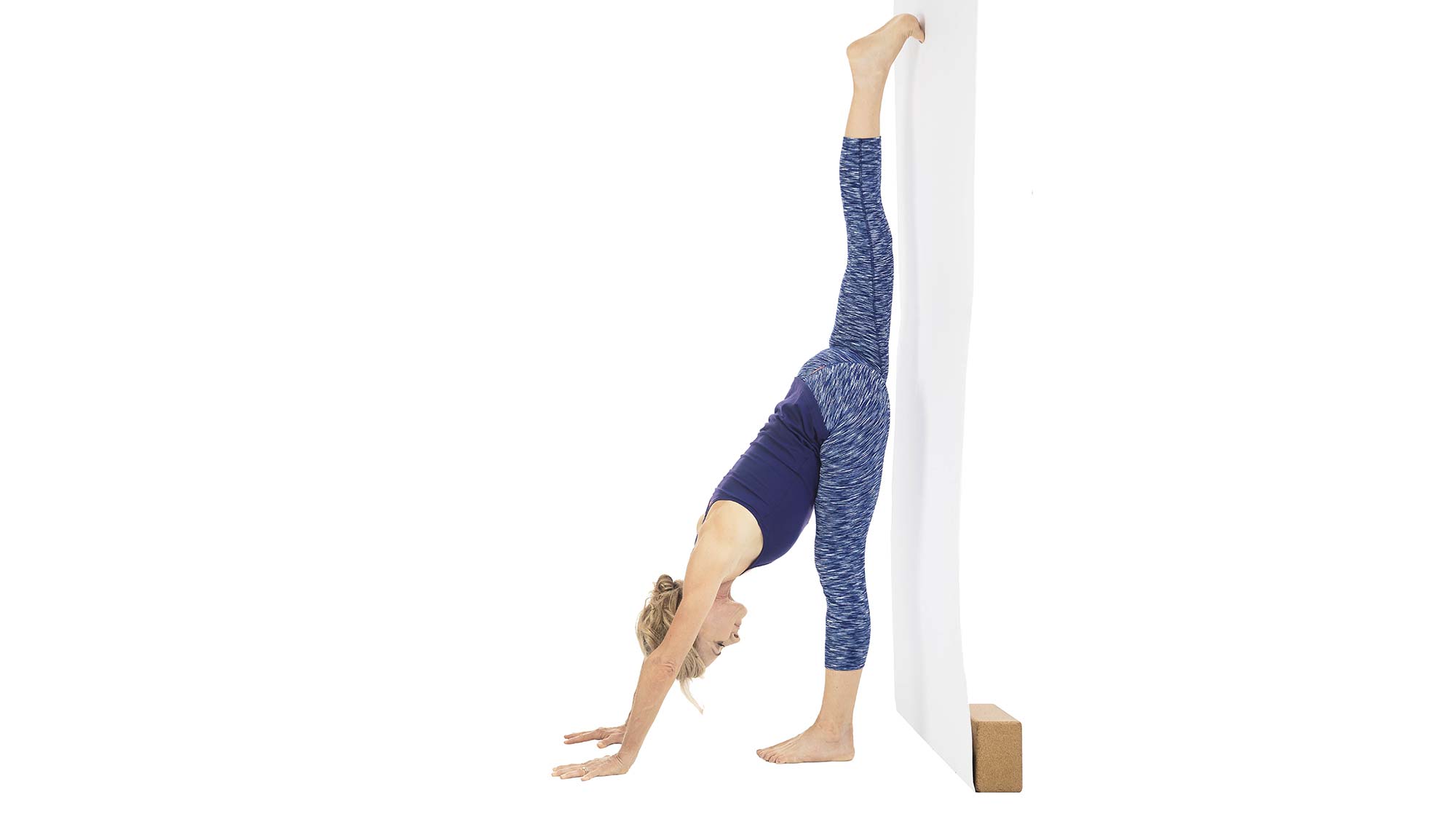 natasharizopoulos-supported-standing-split None