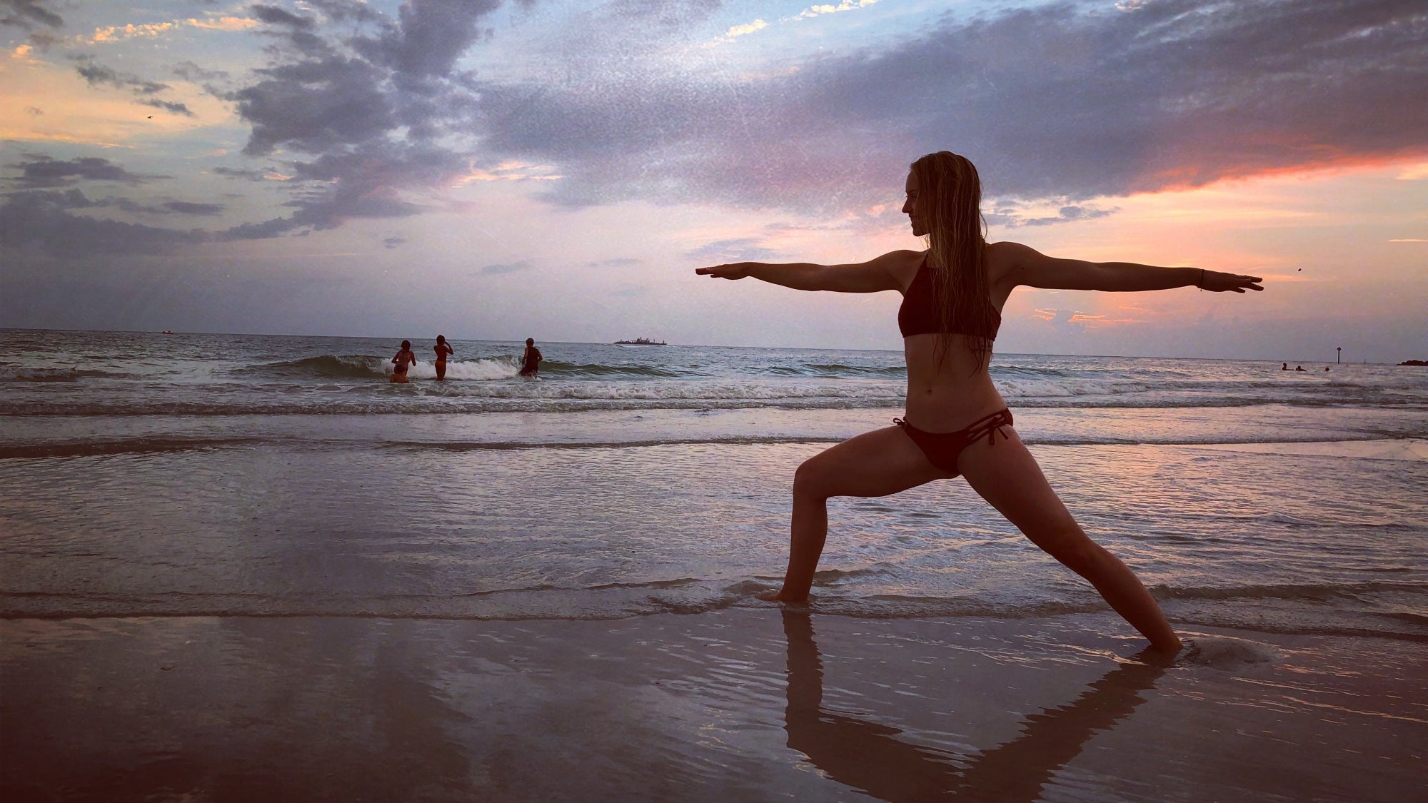 Circles Around the Sun_Jeremy Live Be Yoga's Aris Seaberg in Tampa, FL