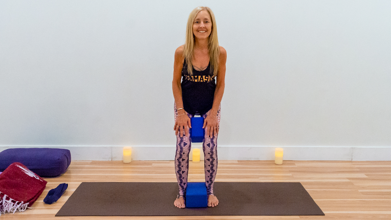 better-living-yoga-cindy-shapiro_0006_chair Cindy Shapiro in Modified Chair Pose