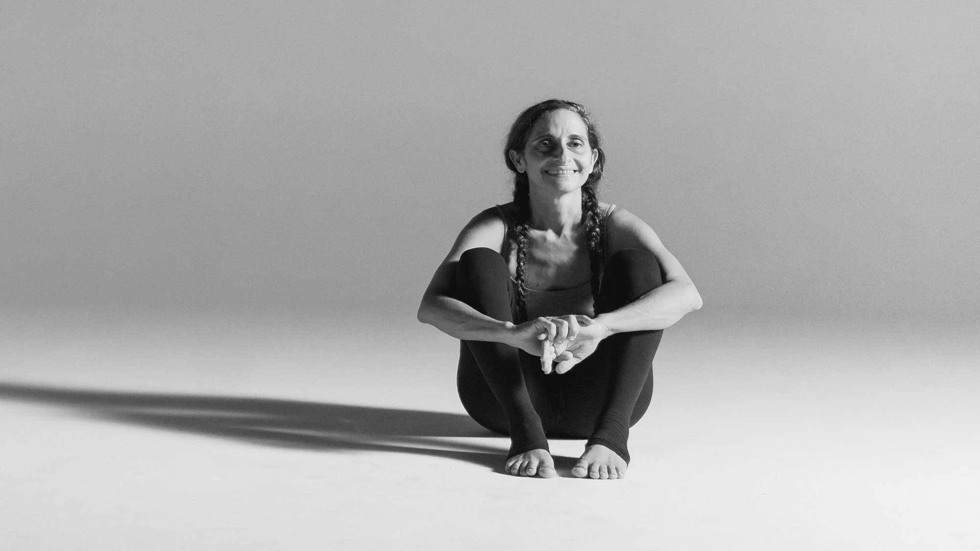 maty-seated Maty Ezraty, seated