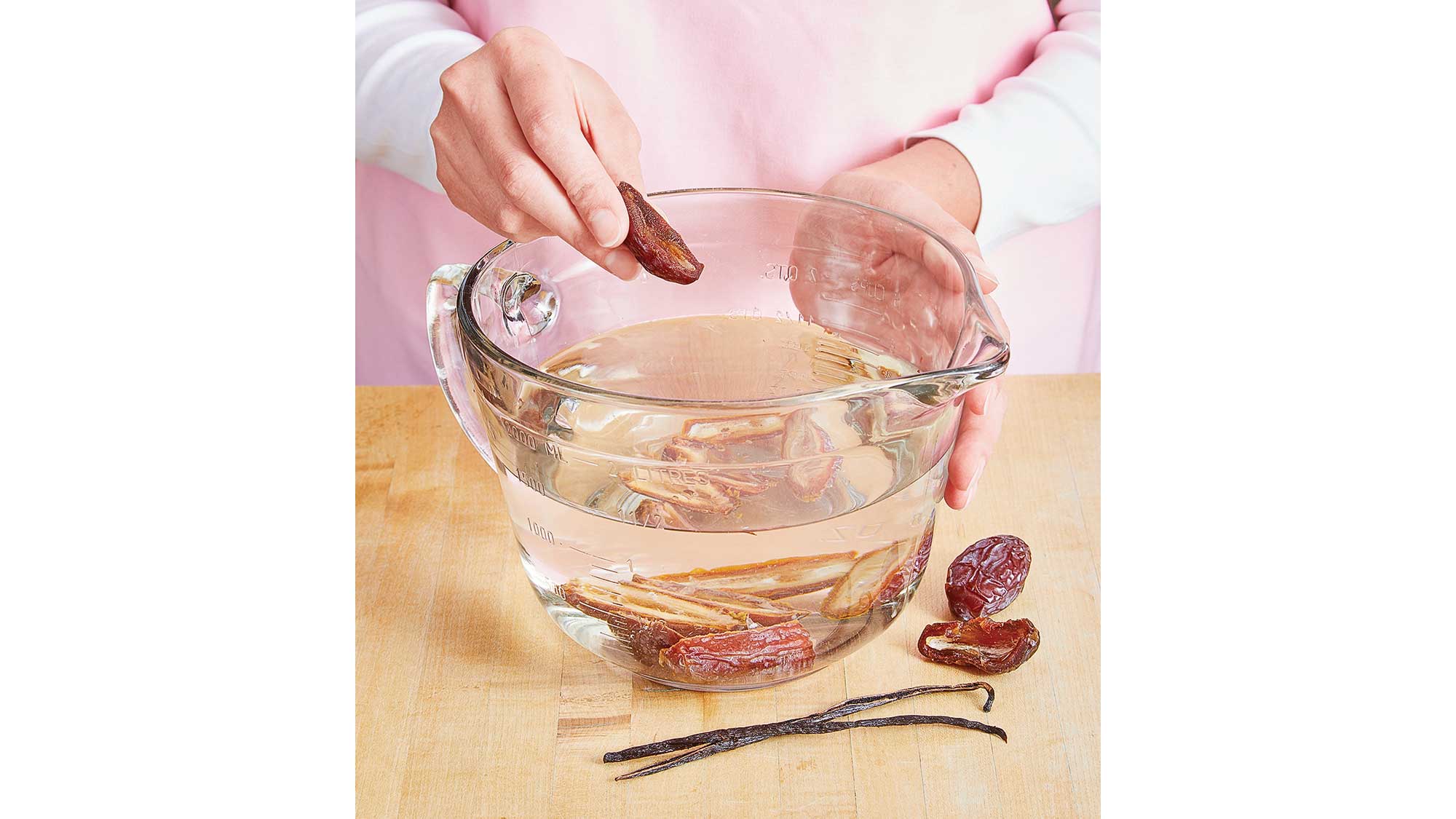 dates soak dates, homemade almond milk