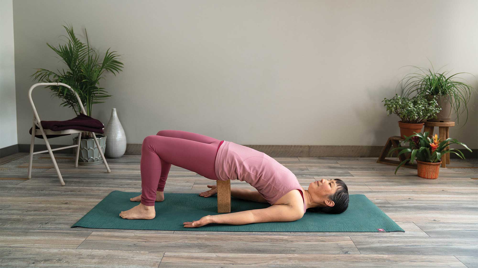 supportedbridgepose Supported Bridge Pose, pelvis