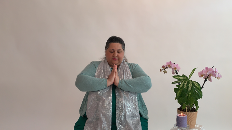 3 Heartfull® Expanding Namaste