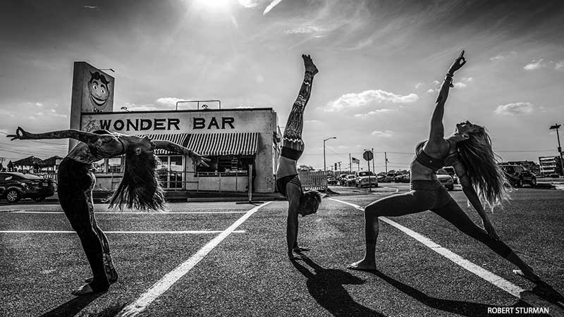 lizard pose variation, utthan pristhasana