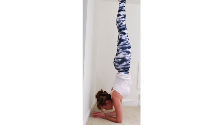 stephanie snyder pincha mayurasanastephsynder-5 stephanie snyder pincha mayurasana