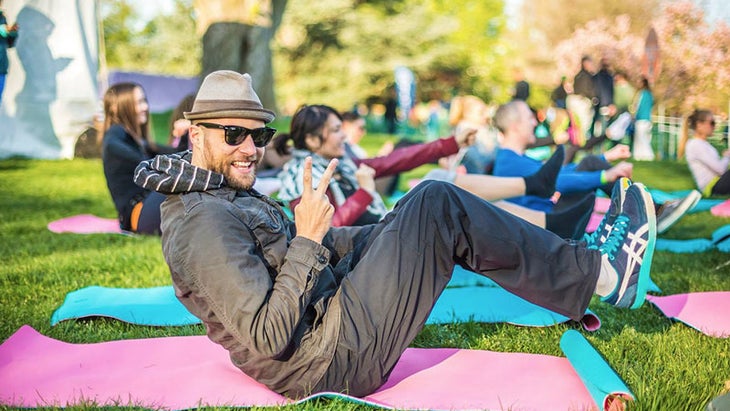 MC Yogi, The Yoga Garden at the White House, Boat Pose
