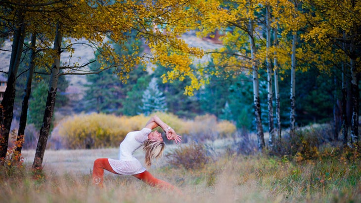 Shiva Rea Anjaneyasana with Garuda Body Mudra