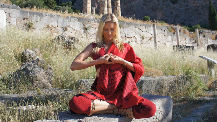 shiva rea in hridaya mudra meditation shiva rea in hridaya mudra