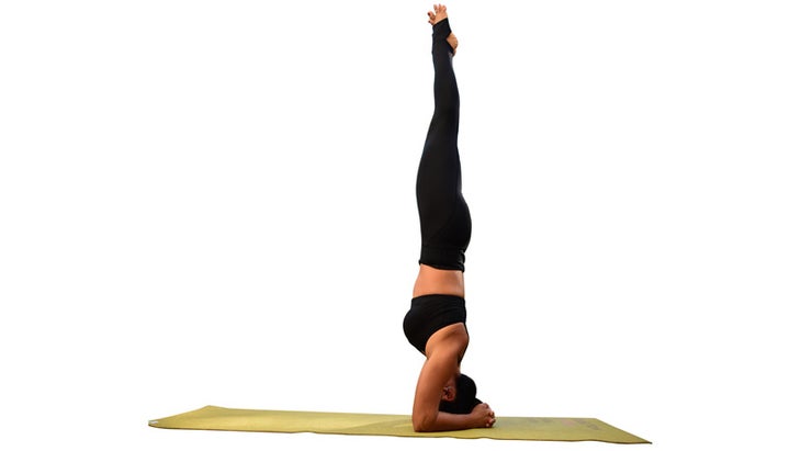 Two Fit Moms perform Headstand.