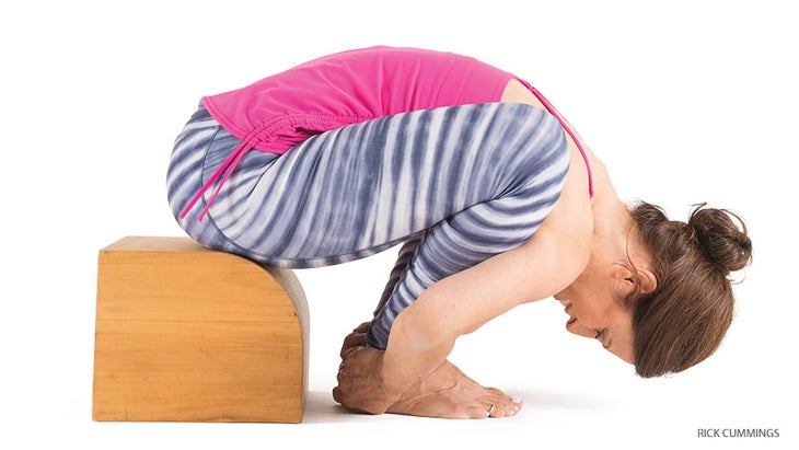 yogapedia_278_05_FNL stiff groins garland pose, malasana