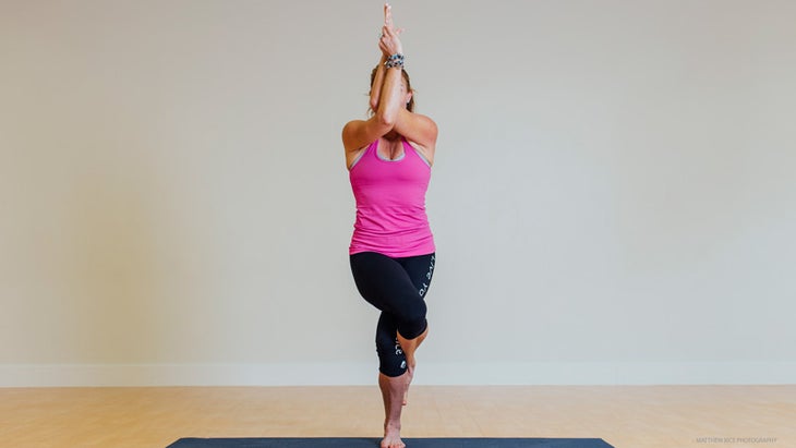 07-Eagle eagle pose garudasana