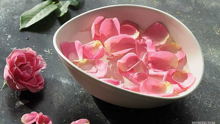 DIY_281_04_bjk2-self-care-rosewater-beauty