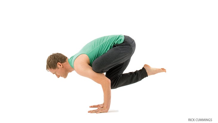 YP_282_0094_FNL-FLYING-PIGEON-PREP jason crandell, flying pigeon pose, eka pada galvanasana