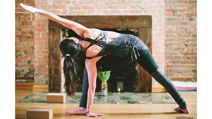 revolved low lunge revolved low lunge