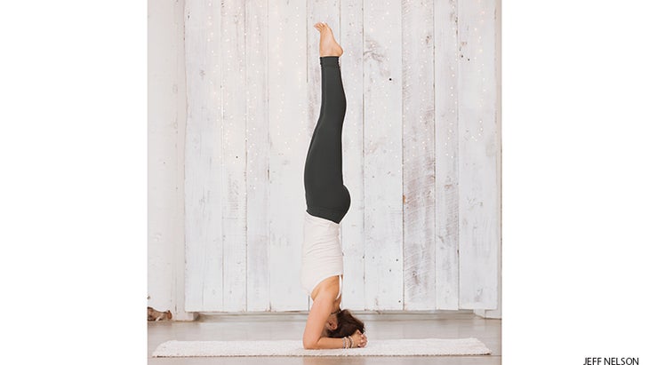 Supported Headstand GISELLE MARI Supported Headstand GISELLE MARI