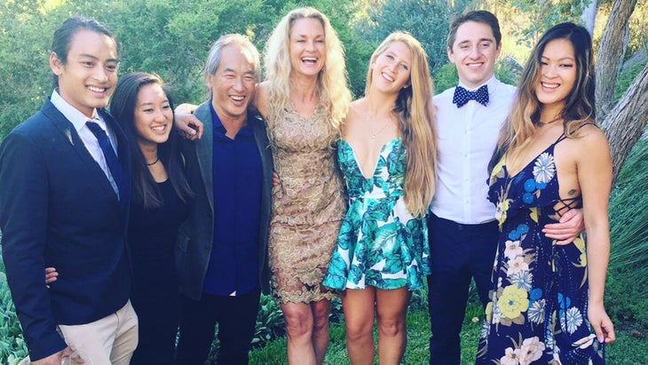yeefamilyphoto None
