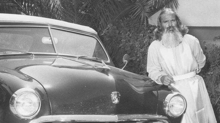 Deslippe--YJ--Yogi-Rao-with-car-from-Doris-Duke None