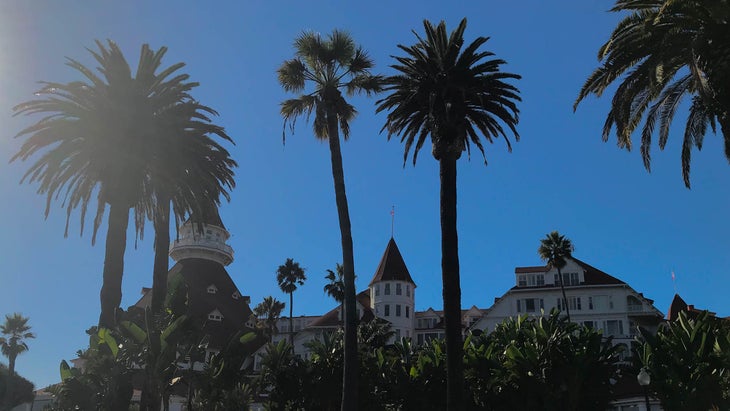 7.-Hotel-Del None