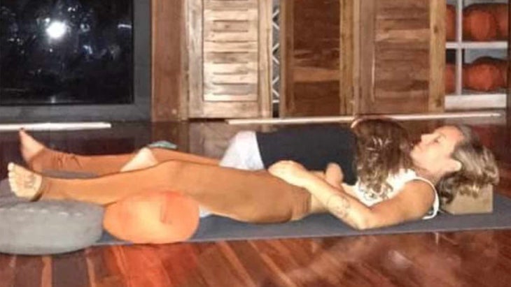 yaliyoga-instachallenge-savasana None