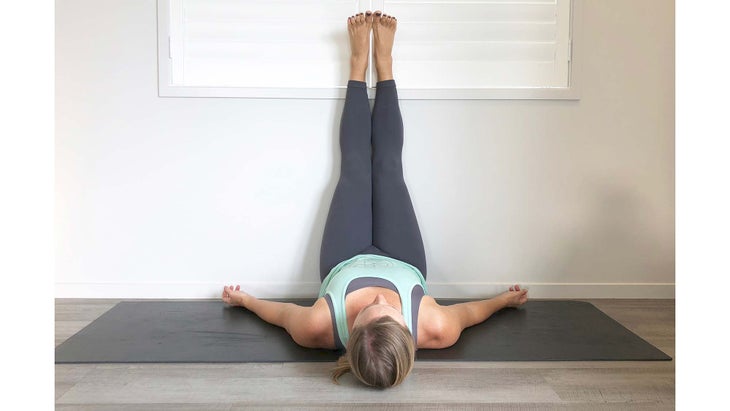 08-Inversion yoga inversion pose