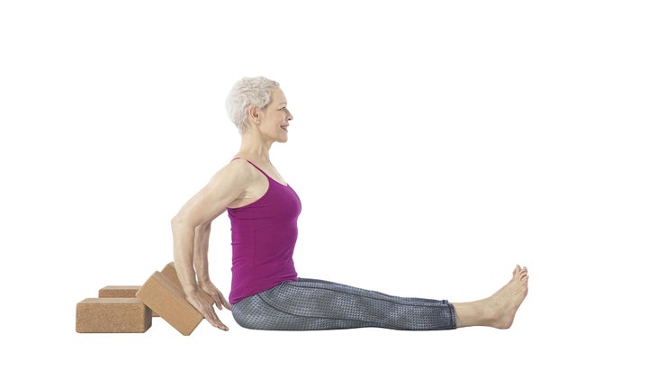 yogapedia-dandasana5 None