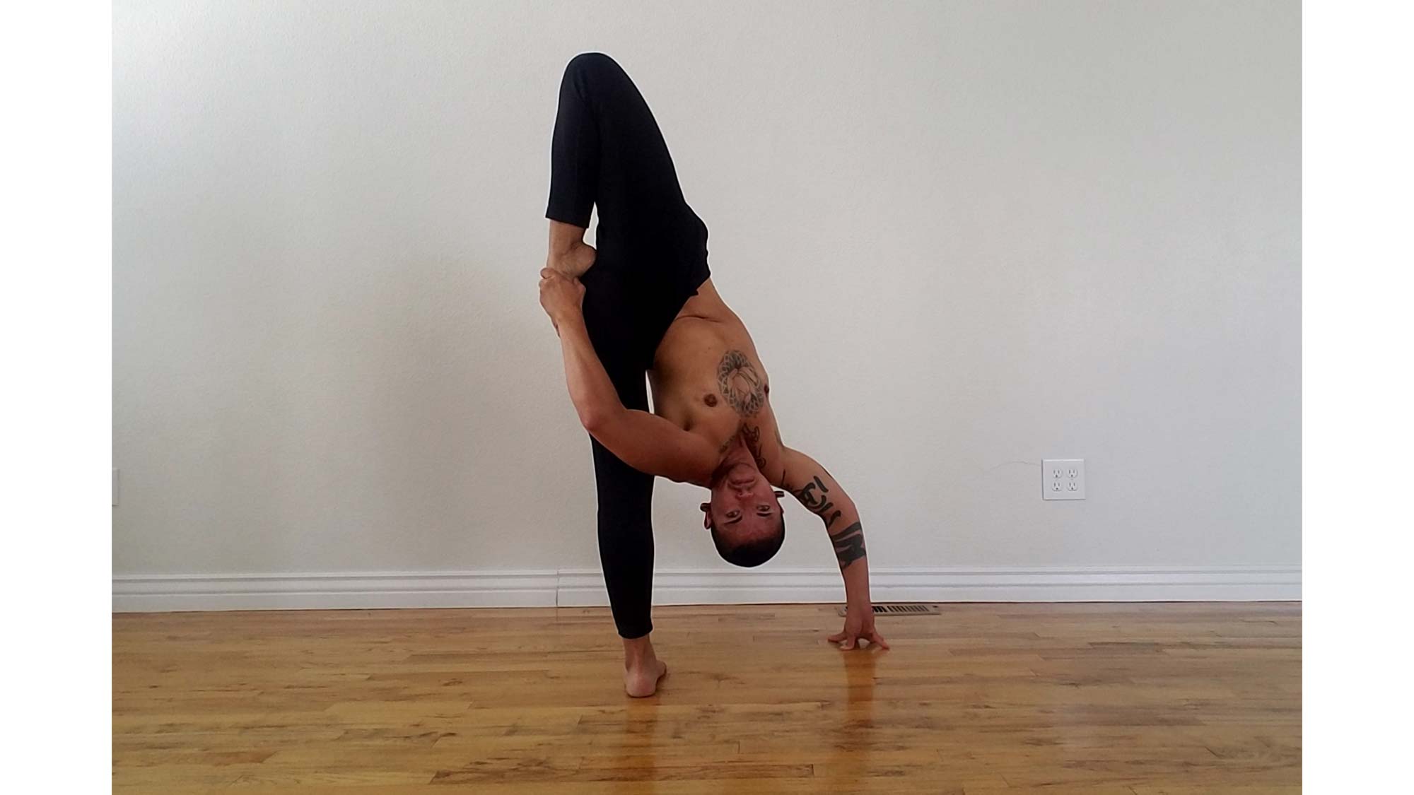 Lesbian Contortion