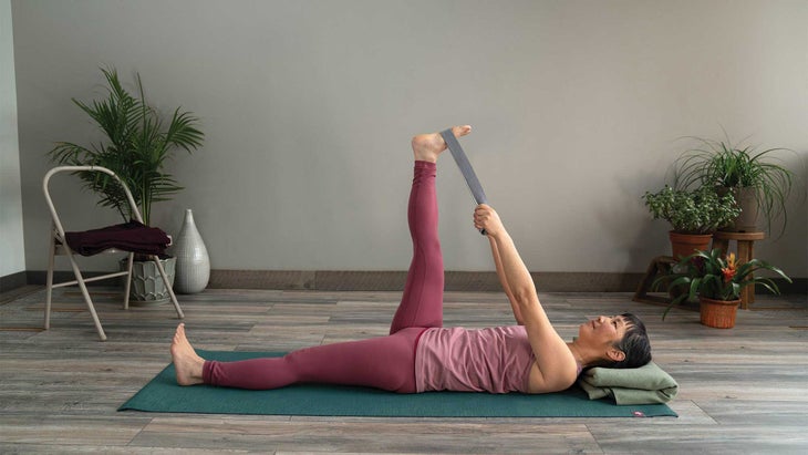 SUPTA-PADANGUSTHASANA Supra Padangusthasana