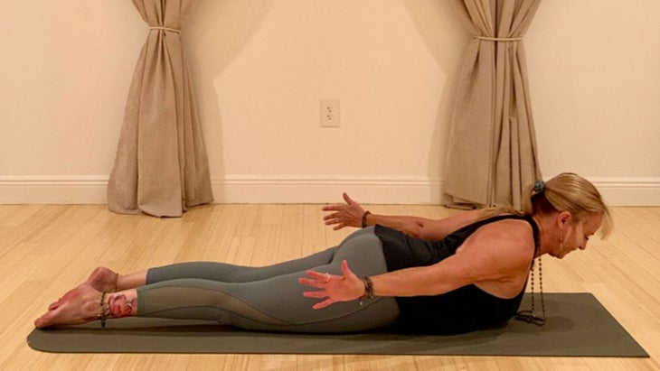 q0zJamzhT8eahGlguI%hHA_thumb_9136 Yoga and breathe deeper. Cobra Pose, variation (Bhujangasana).