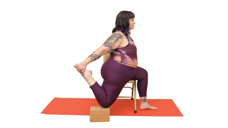 seated-halffrog None