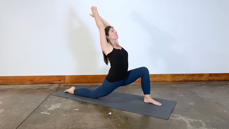 Anjaneyasana (Low Lunge)