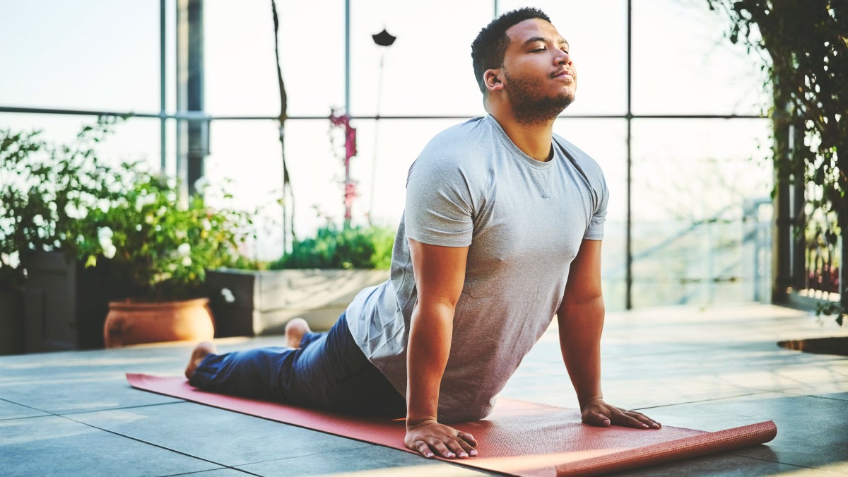 These 15-Minute Yoga Stretches Are Just What Your Body Craves