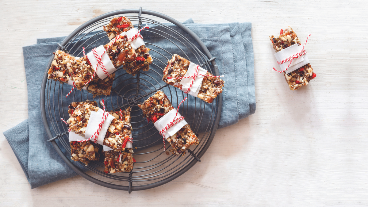 6 Energy Bar Recipes to Fuel Your Fit Life