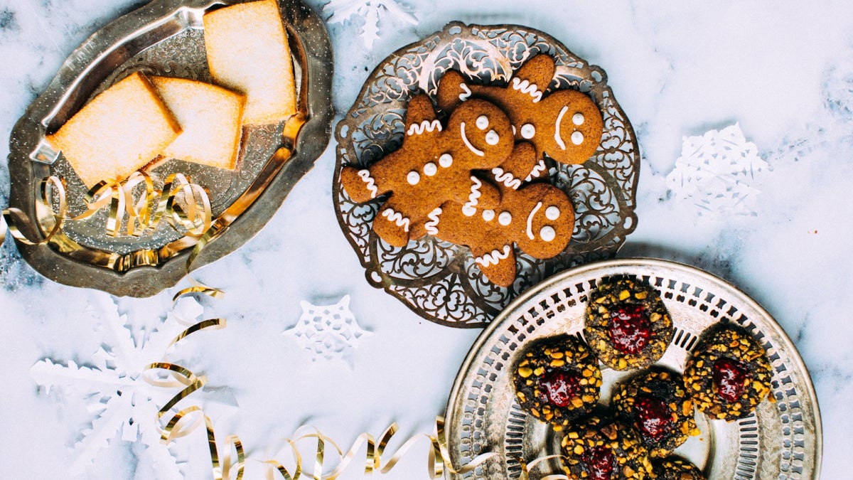 The Ultimate Holiday Baking Guide: 52 Cookie, Cake, and Pie Recipes for the Season