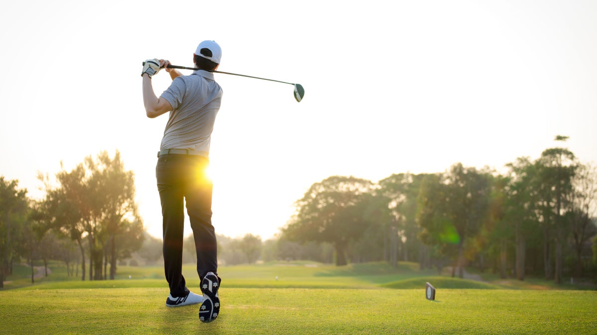 These 7 Yoga Poses Will Improve Your Golf Game