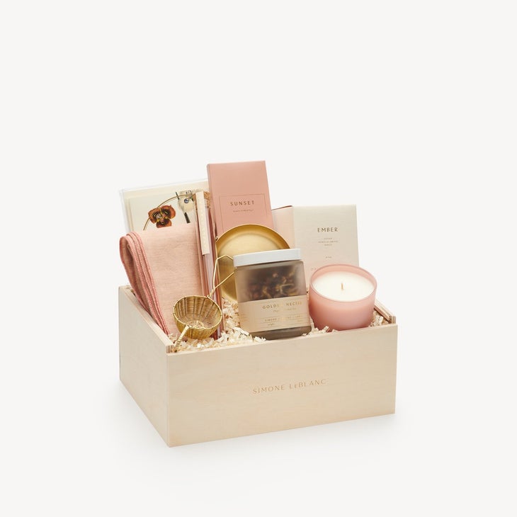 Relax & Renew gift box from Simone LeBlanc