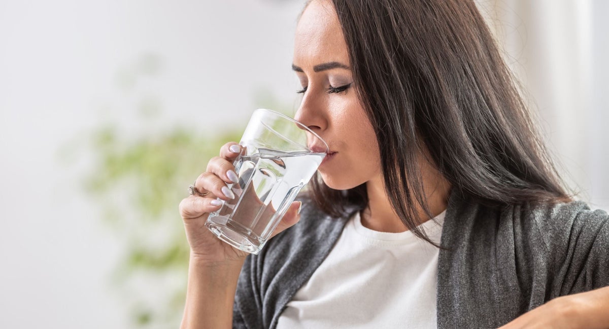 12 Signs You’re Dehydrated That You're Definitely Not Noticing