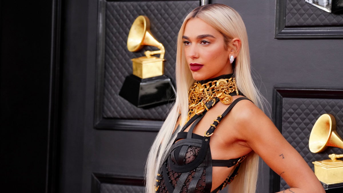 Yes, Dua Lipa Just Nailed a Tricky Yoga Transition In Heels. Here's How You Can Do It, Too