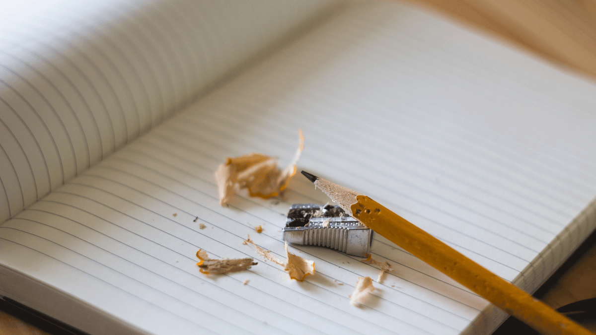 10 Journal Prompts for Self-Discovery