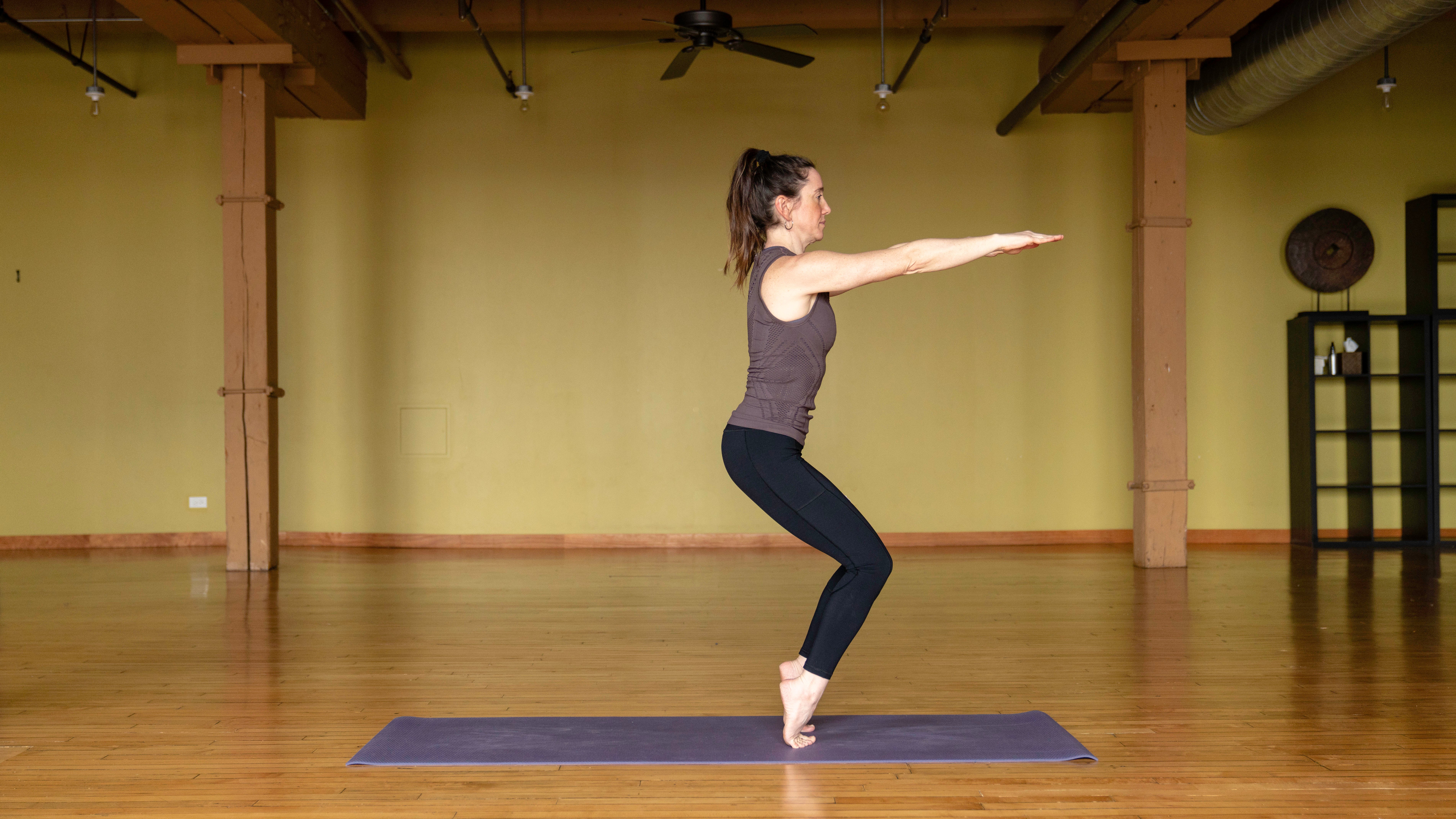 CCD06704 Toe Stand variation